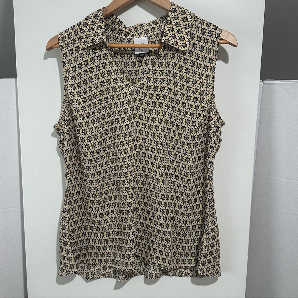 Cabi Bitmap Top 6317 - Spring 2023 - Geometric Sleeveless Blouse